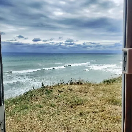 Vintage Camper On The Beach Off The Grid Kemping Vama Veche